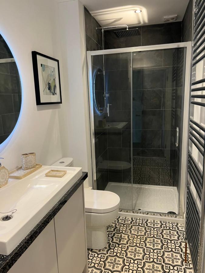 Luxury Garden Apartment Under The Castle, Dover Bagian luar foto