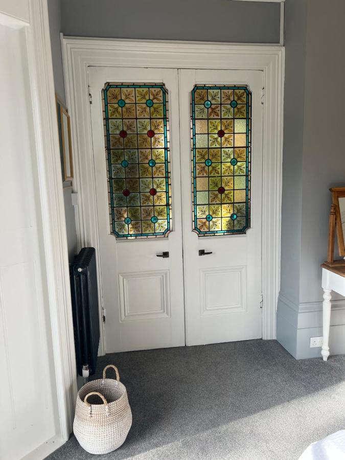 Luxury Garden Apartment Under The Castle, Dover Bagian luar foto